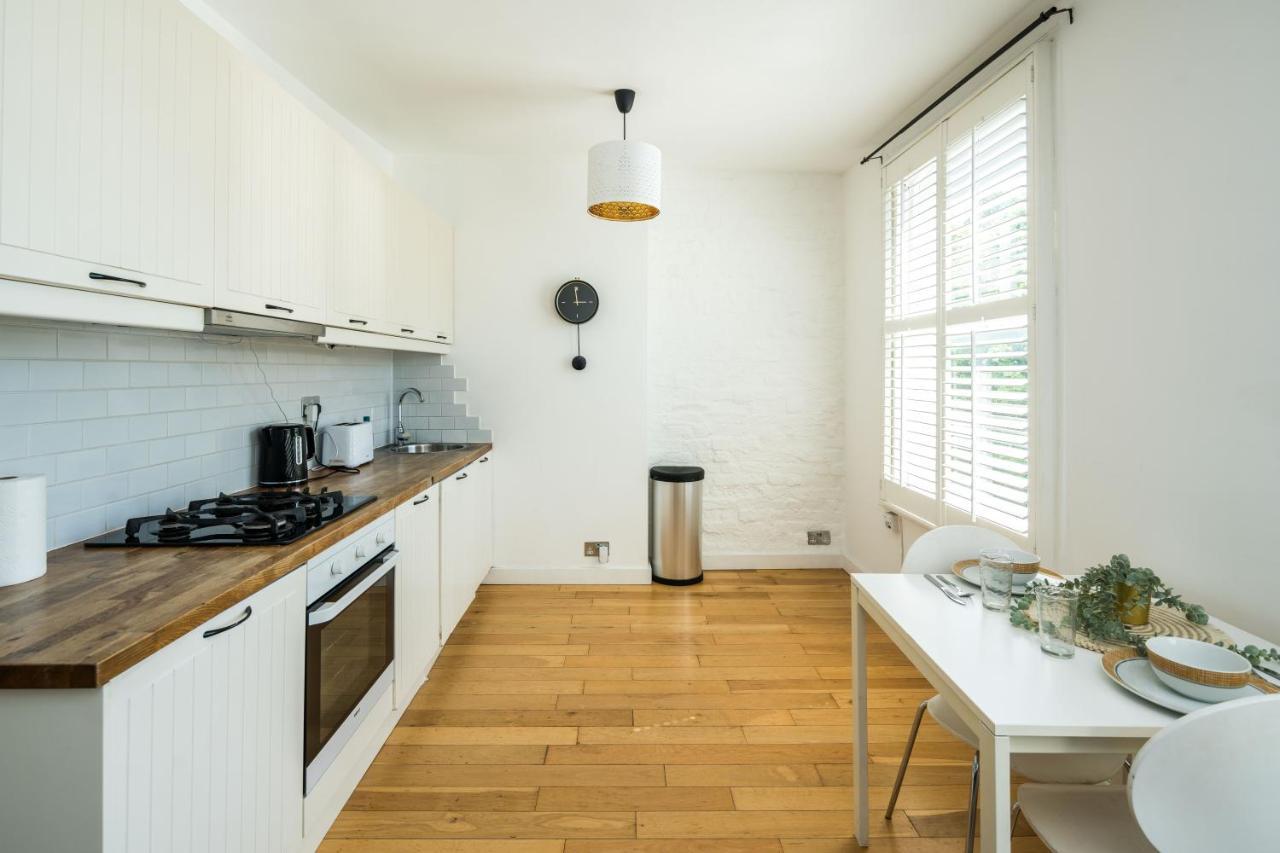 1 Bedroom Notting Hill Londra Dış mekan fotoğraf